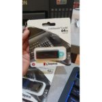 USB 64 GB 3.2 COLOR AZUL CON NEGRO