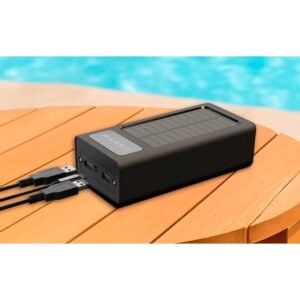 Xtech XPB-300 - Solar Power Bank - 24 pin USB-C / 4 pin USB Type A / 5 pin Micro-USB Type A - 24 pin USB-C / 4 pin USB Type A / 5 pin Micro-USB Type A - Lithium ion polymer - Para Universal - built-in charg cables30,000mAh.