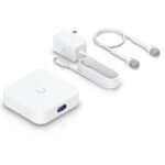 Ubiquiti UniFi - Router - Inalámbrico - Material de la carcasa: Policarbonato - Interfaz de gestión: Ethernet Bluetooth - Interfaz de red LAN: (1) puerto GbE RJ45 - WAN: (1) puerto GbE RJ45 - Método de alimentación: USB tipo C (5 V CC/3A) - MIMO: 2,4 GHz/